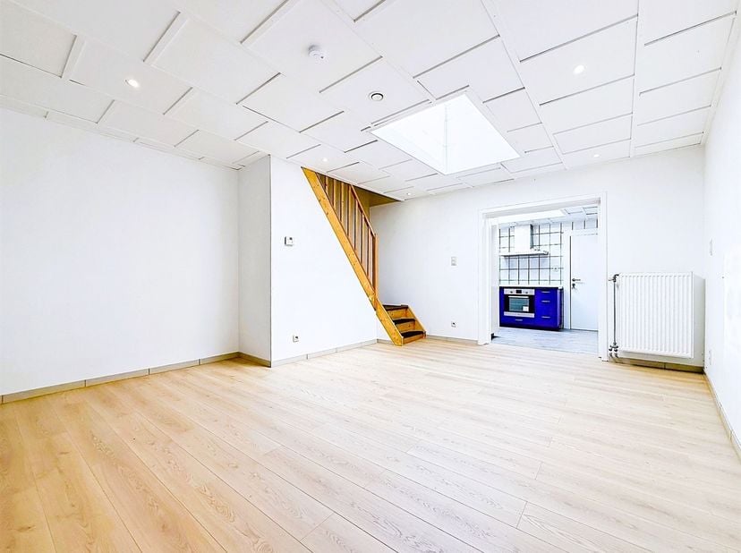 Huis te koop in ,
                    7700 Moeskroen