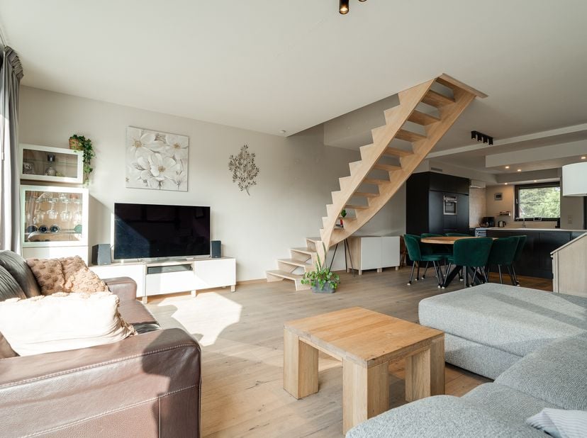 Appartement te koop in Inakker 51 bus 0011,
                    3550 Zolder