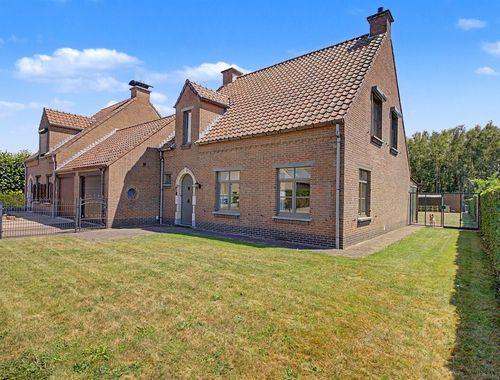                                         Woning te koop in Stekene, € 449.000
