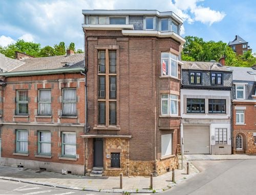                                         Immeuble d'appartements à vendre à Namur, € 399.000
