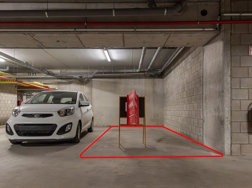 Garage à vendre à Pastoor Verwilghenplein  21,
                    9120 Beveren