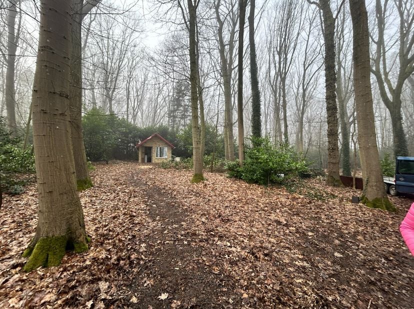 À vendre : maison de vacances à la campagneCette maison, construite en 2005, bénéficie d'un emplacement calme en pleine nature, idéal pour ceux qui ap