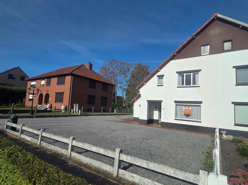 Huis te koop in Resedastraat 1C,
                    3530 Houthalen