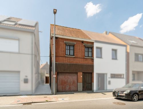                                         Woning te koop in Waarschoot, € 219.000
