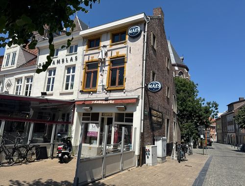                                         Handelspand te huur in Eeklo, € 1.400
