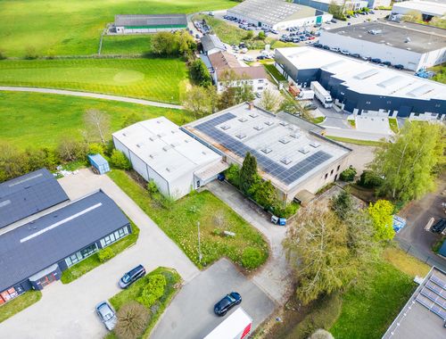                                         Magazijn met bureel te koop in Wavre, € 2.000.000
