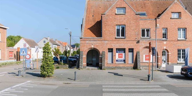 Bedrijfsvastgoed te huur in Baron de Gieylaan 28, 9840 De Pinte