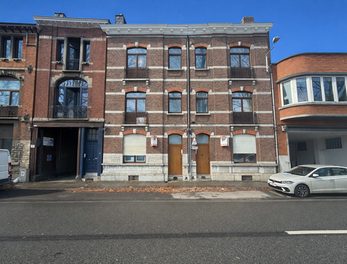                                         Appartementsgebouw te koop in Liège, € 700.000

