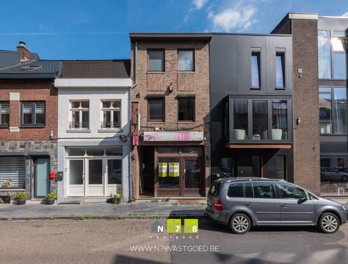                                         Usage mixte à vendre à Maaseik, € 345.000
