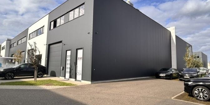 Bedrijfsvastgoed te huur in Bremakker 25A, 3740 Bilzen