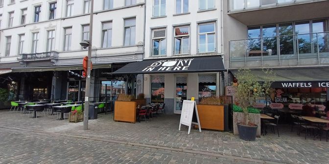 Bien professionnel à louer à Sint-Aldegondiskaai 44, 2000 Antwerpen