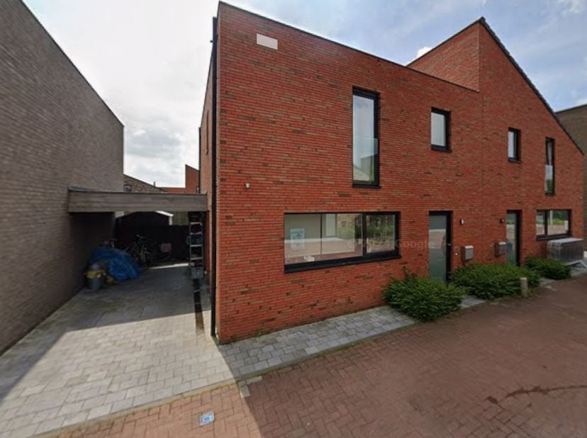 Maison à louer
                    à 8210 Zedelgem