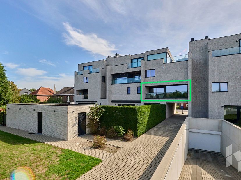 Appartement te koop in Stationsstraat 72 bus 102,
                    3920 Lommel