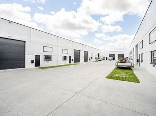 COMMERCIAL Image