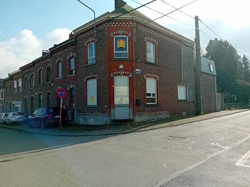 Huis te koop
                    in 7340 Paturages