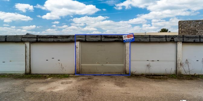 Garage à vendre à Rue Cardinal Mercier 4, 4430 Ans
