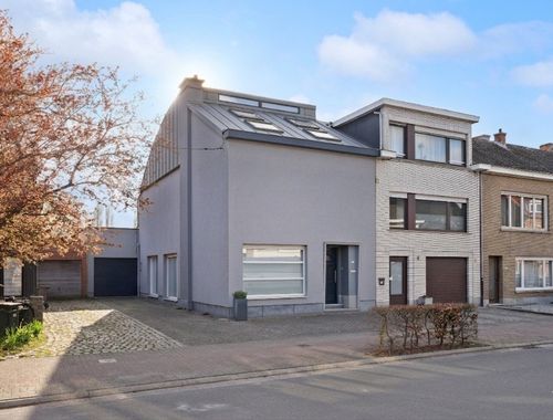                                         Maison à vendre à Zele, € 445.000
