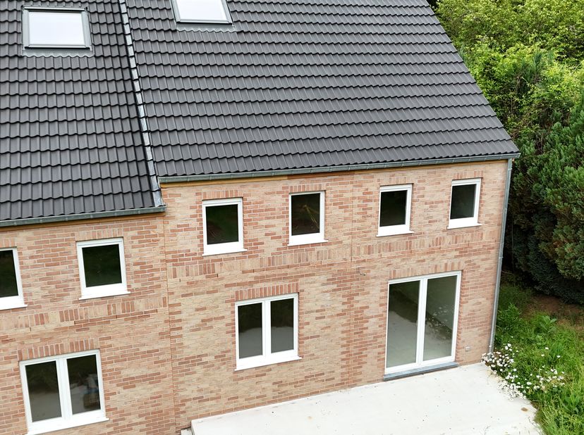 Huis te koop in ,
                    5530 Yvoir