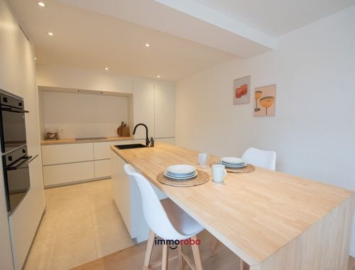                                         Gelijkvloers app. te koop in Waregem, € 255.000

