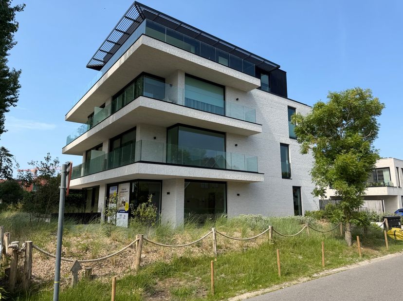 Project in Leopold II Laan 116,
                    8670 Oostduinkerke