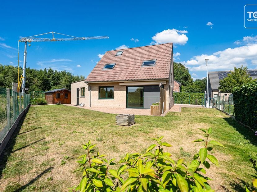 Huis te koop in Hoge Avrijestraat 3,
                    9940 Ertvelde