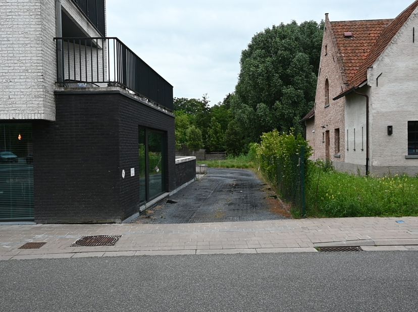 Garage à vendre
                    à 8780 Oostrozebeke