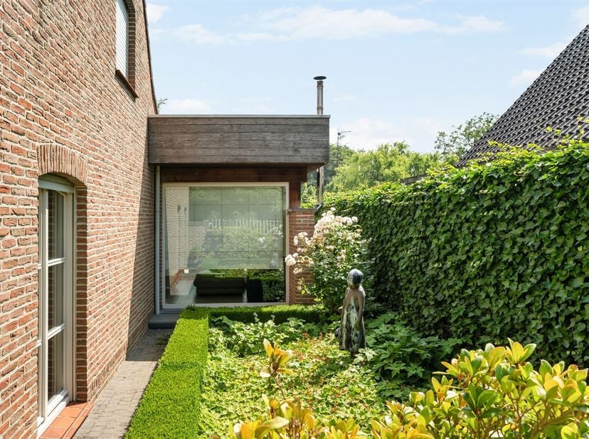 Huis te koop in Sint-Laurentiusstraat 8,
                    8710 Wielsbeke