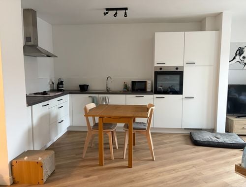                                         Appartement à louer à Eeklo, € 815
