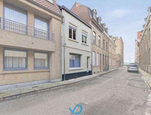                                         Maison à vendre à Ieper, € 319.000
