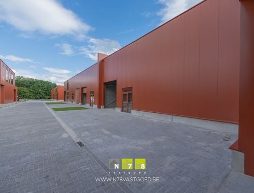                                         Bedrijfsgebouw te koop in Mechelen-aan-de-Maas, € 489.000
