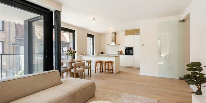 Projet à vendre à Guido Gezellestraat 1, 8790 Waregem