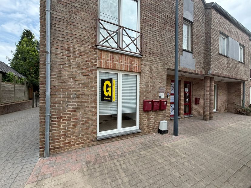 GELIEVE UITSLUITEND TE REAGEREN VIA HUURDERSPROFIEL  via deze link :<br />
https://immogoffin.mijnhuurprofiel.be/property/4b0cf079-4826-4393-bb5a-07e8