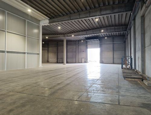                                         Entrepôt à louer à Antwerpen, € 5.292,08
