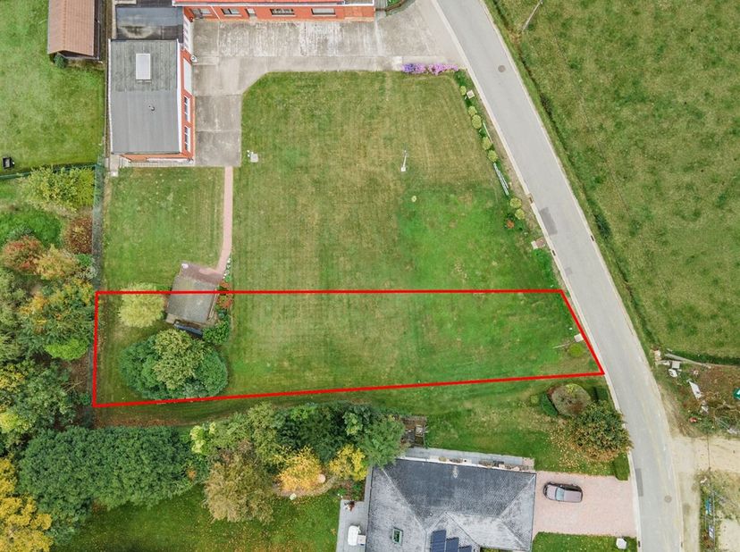 Prachtige bouwgrond (529m²) voor halfopen bebouwing op toplocatie te Kontich biedt tal van mogelijkheden! <br />
Ligging: Residentieel, rustig en groe