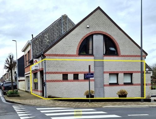                                         Handelspand te huur in Iddergem, € 750
