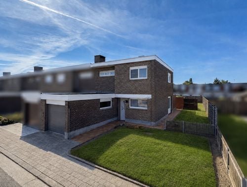                                         Maison à vendre à Waregem, € 215.000
