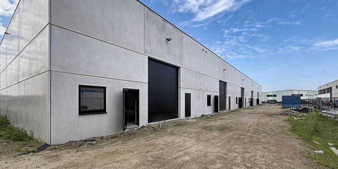 Bedrijfsvastgoed te huur in Durmakker 55, 9940 Evergem