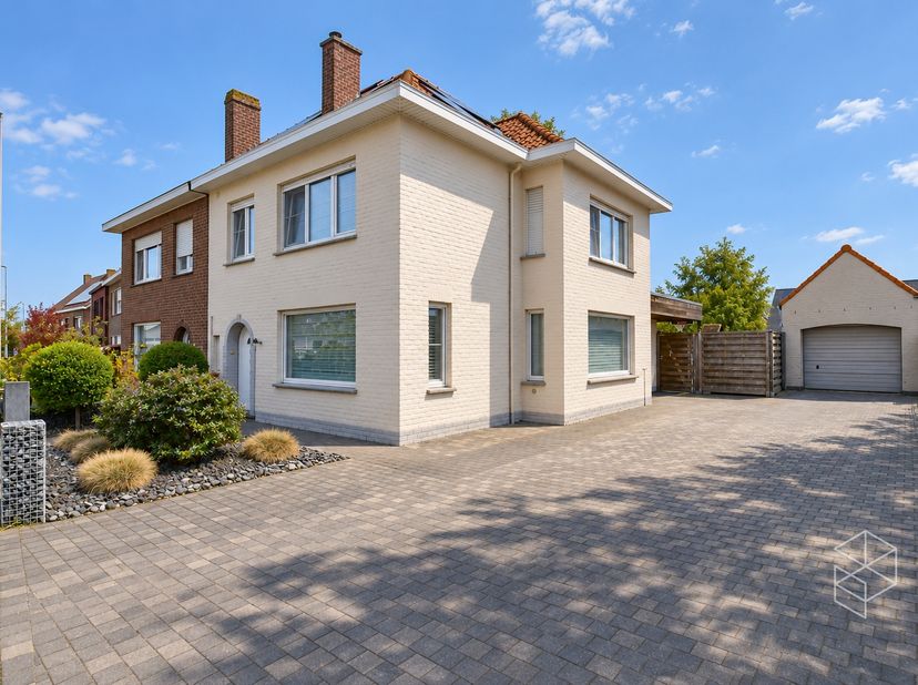 Huis te koop in ,
                    8730 Oedelem