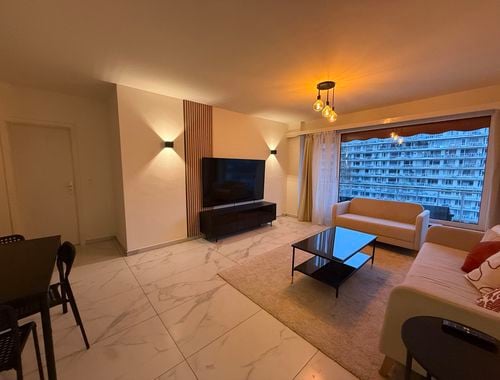                                         Appartement à louer à Woluwe-Saint-Lambert, € 1.300
