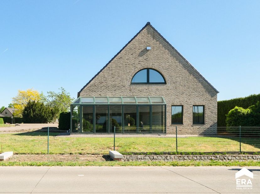 [[ CE BIEN PARTICIPE À LA JOURNÉE MAISONS OUVERTES ERA LE 13/6 DE 11:00 À 12:00 ]]<br />
Ce bien participe à la Journée Maisons Ouvertes ERA. Visitabl
