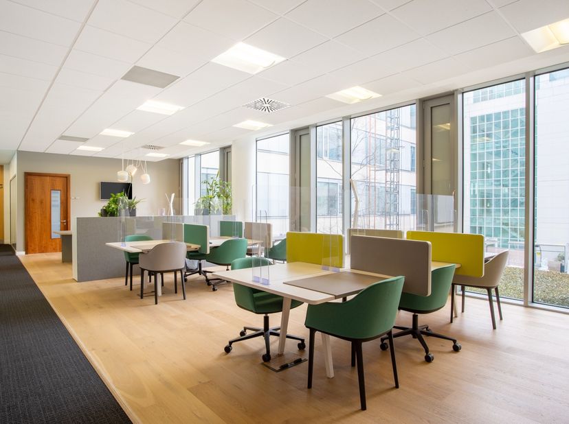 Bien professionnel à louer
                    à 2600 Berchem