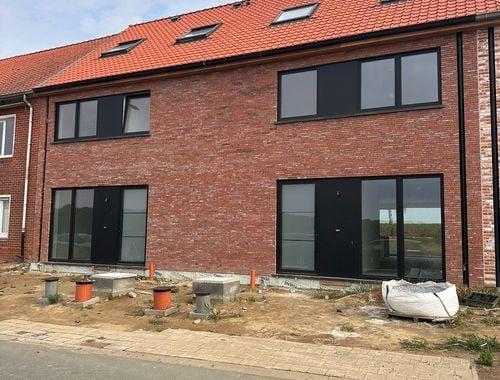                                         Woning te huur in Poperinge, € 990
