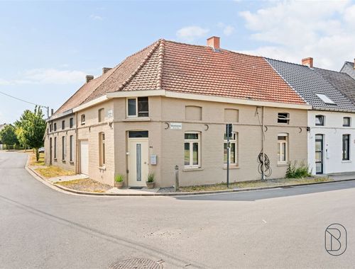                                         Woning te koop in Ronse, € 235.000
