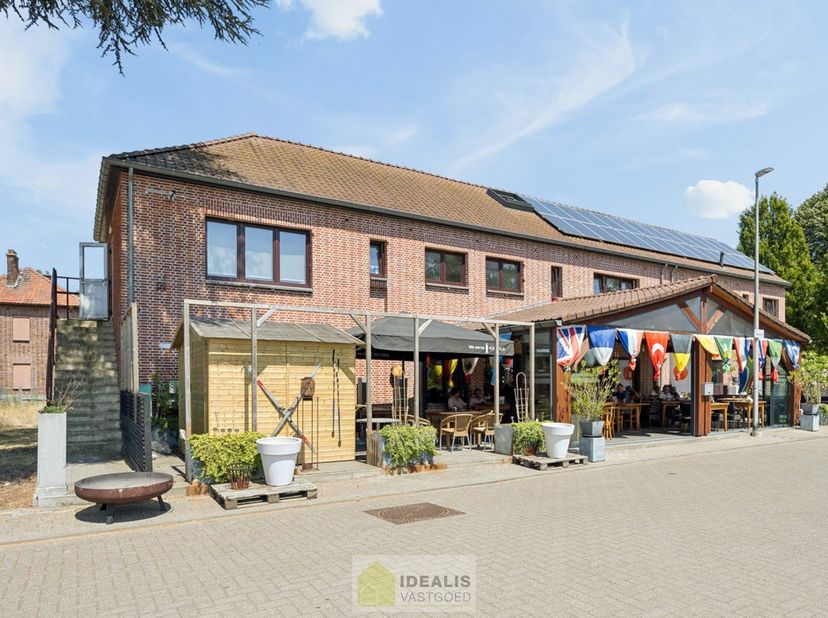 IDEALIS VASTGOED – INVESTERINGSVASTGOED BESTAANDE UIT EEN HANDELSPAND MOMENTEEL INGERICHT ALS HORECAGELEGENHEID MET BOVENLIGGEND LOGEMENTHUIS ZIJNDE 8