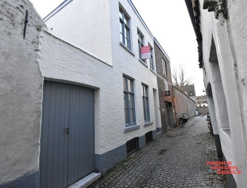                                         Woning te huur in Brugge, € 1.075
