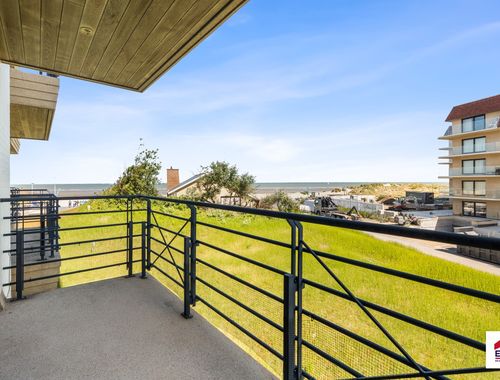                                         Appartement te koop in Oostduinkerke, € 595.000
