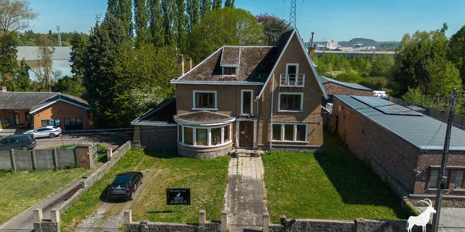 Huis te koop in 6031 Monceau-sur-Sambre