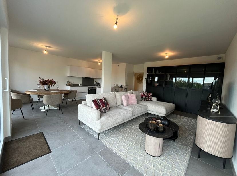 Bent u op zoek naar een investering?<br />
Of zoekt u gewoon een appartement omdat u van levenswijze wilt veranderen? U bent op het juiste adres!<br /