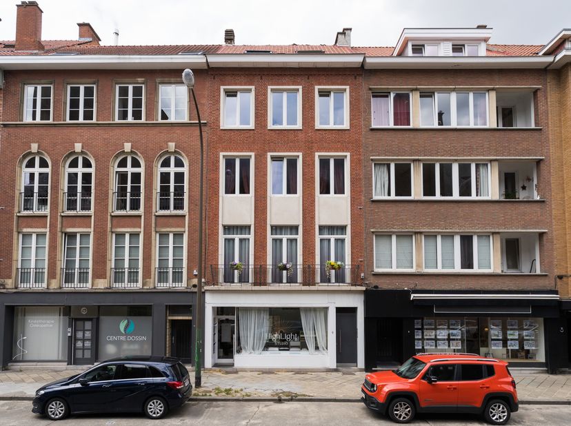 Appartement te koop in Avenue Général Dossin de Saint-Georges 9,
                    1050 Elsene