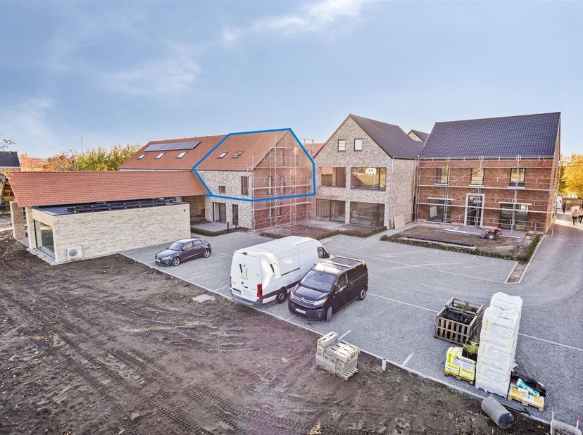 Le Hof Van Rijkel sera situé dans la Dionysius van Leeuwenstraat, sur le site du presbytère, de la salle paroissiale et de la ferme carrée.<br />
Il